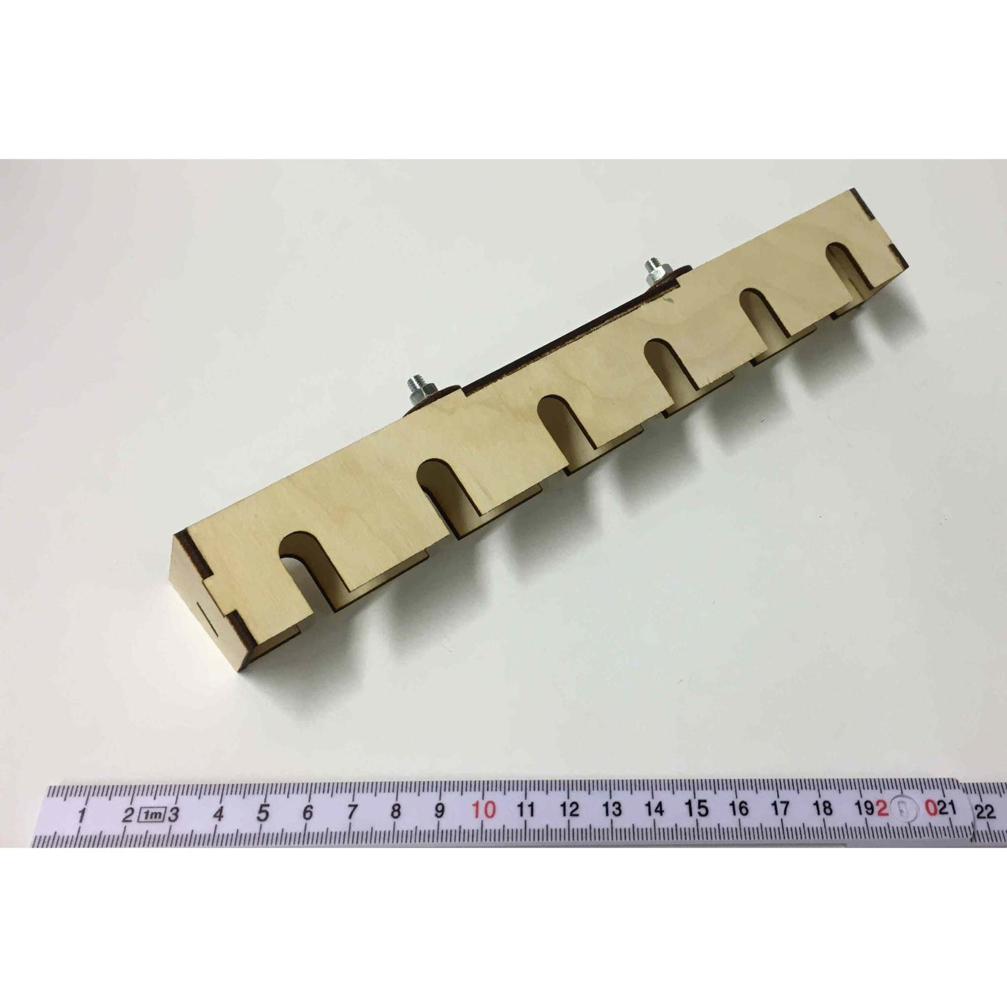 Schraubendreher-Halter für Küpper Skadis Pegboard www.modellbau.store