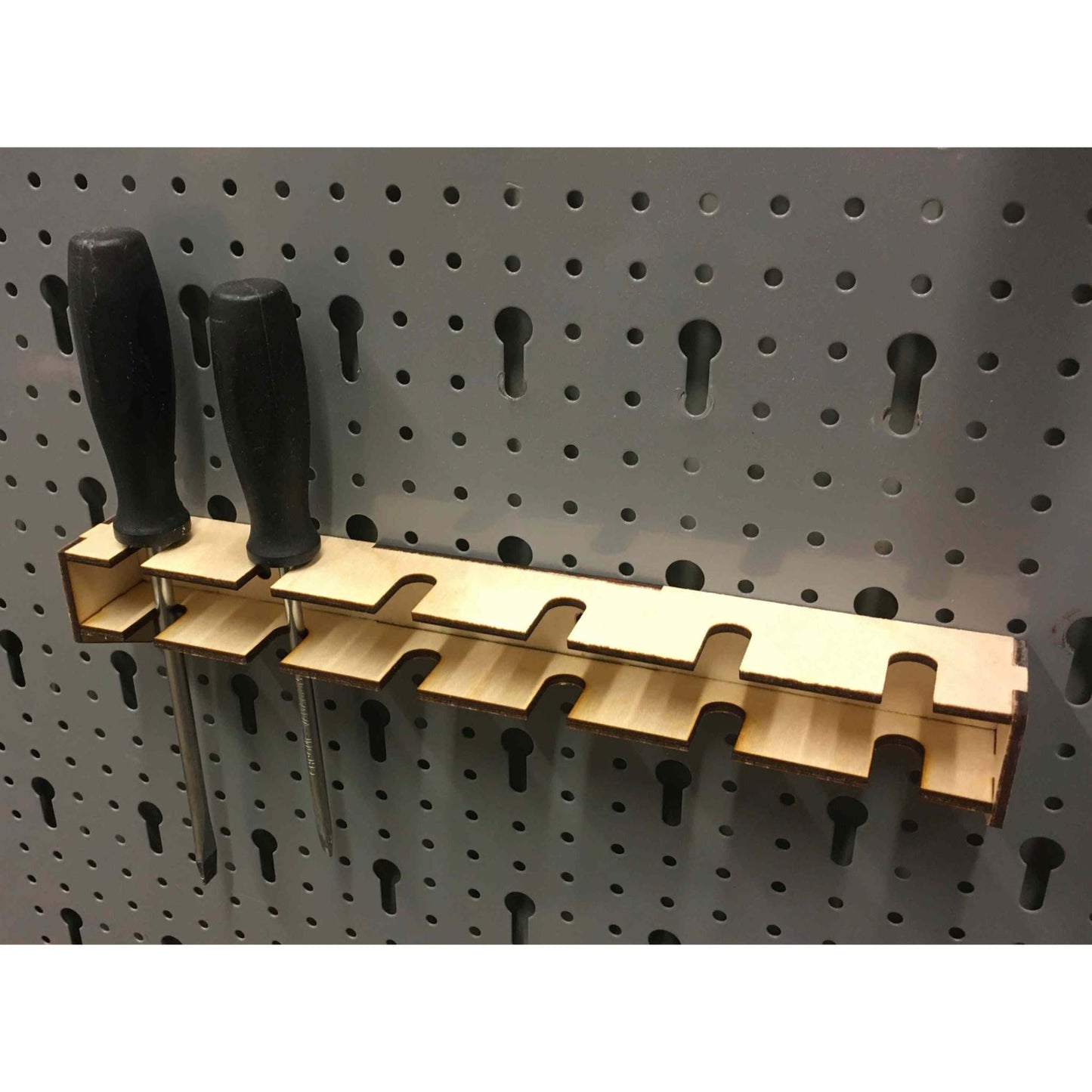 Schraubendreher-Halter für Küpper Skadis Pegboard www.modellbau.store